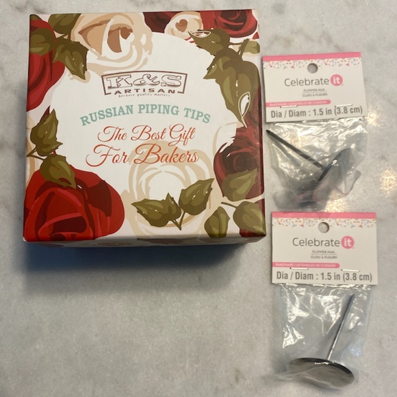 Artisan Russian Piping Tips & Flower Nail BUNDLE - Picture 1 of 4